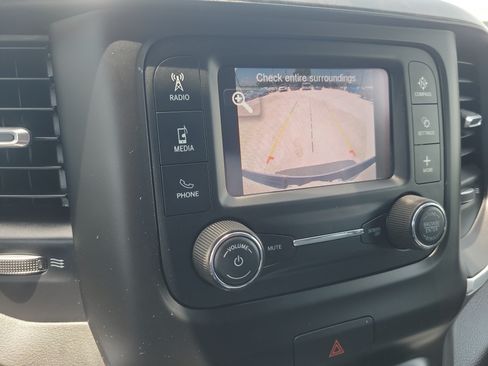Used 2022 RAM 1500 Big Horn AWD/4WD image 30