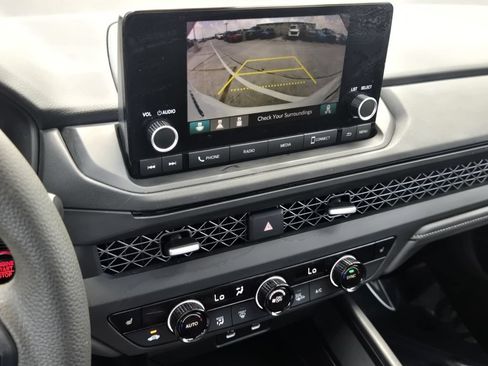 Certified 2023 Honda Accord EX image 20