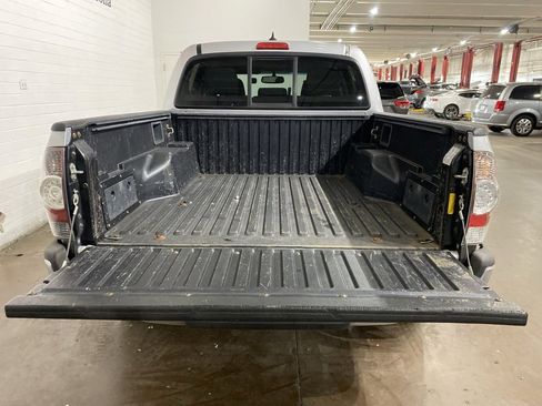 Used 2012 Toyota Tacoma PreRunner w/ SR5 Pkg image 5