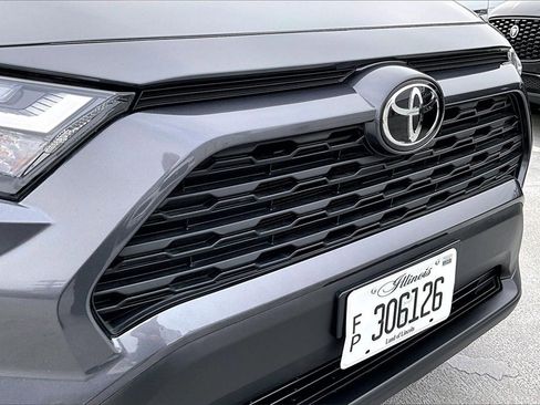 Used 2025 Toyota RAV4 XLE image 31
