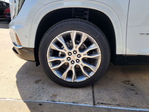 New 2026 GMC Acadia Denali w/ Super Cruise Package FWD image 61