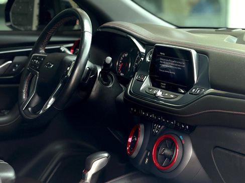 Used 2022 Chevrolet Blazer RS w/ Enhanced Convenience Package image 12