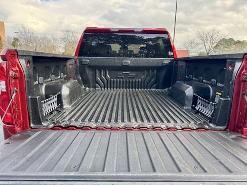 Used 2023 Chevrolet Silverado 1500 RST w/ Z71 Off-Road Package image 17