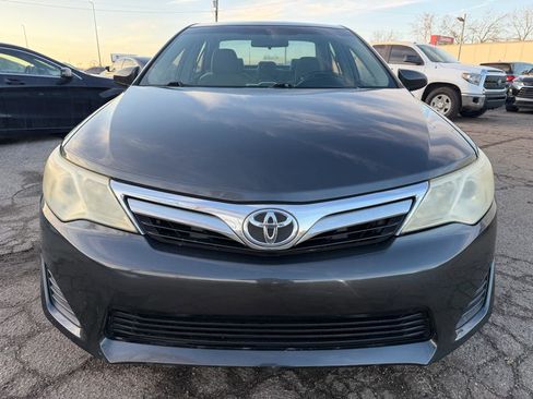 Used 2012 Toyota Camry LE image 13