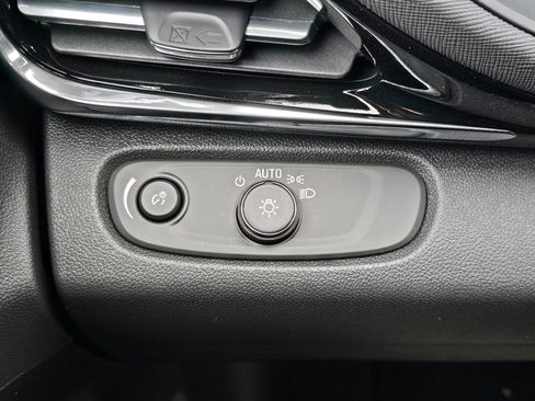 New 2026 Buick Envista Sport Touring w/ Advanced Safety Package FWD image 17