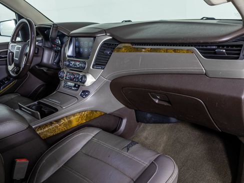Used 2016 GMC Yukon Denali w/ Open Road Package AWD/4WD image 57