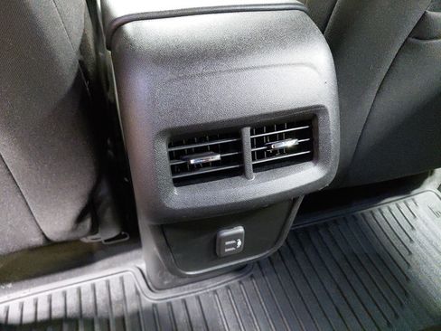 Certified 2022 Chevrolet Equinox LS AWD/4WD image 18