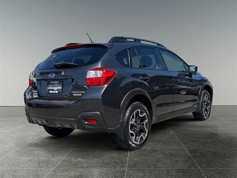 Used 2017 Subaru Crosstrek 2.0i Premium AWD/4WD image 5