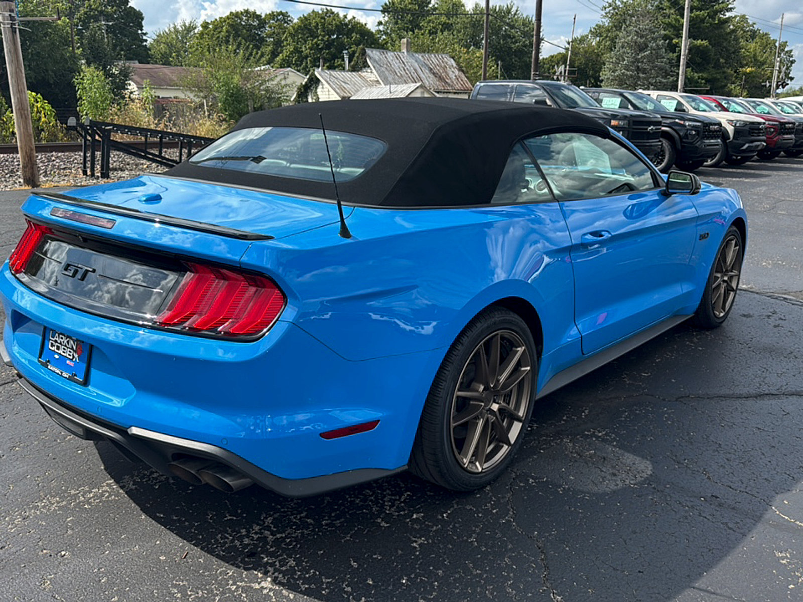 Used 2022 Ford Mustang GT Premium w/ Equipment Group 401A RWD image 4