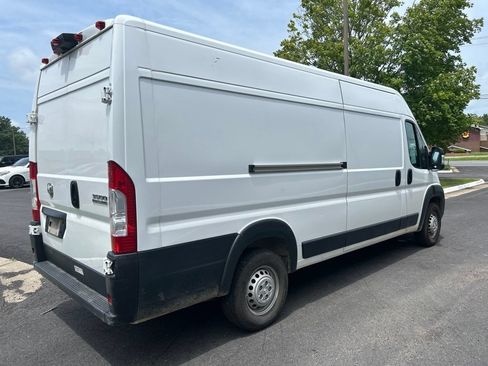 Used 2025 RAM ProMaster 3500 w/ Convenience Group FWD image 3