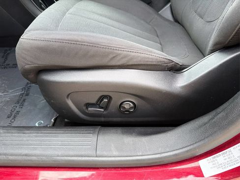 Used 2015 Chrysler 200 Limited w/ Convenience Group FWD image 18