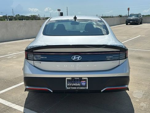 Used 2026 Hyundai Sonata Blue FWD image 11
