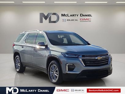Used 2023 Chevrolet Traverse LT