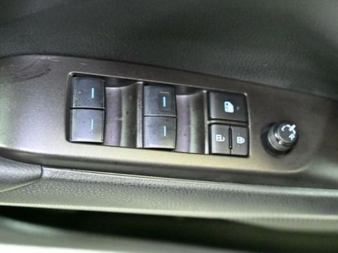 Used 2024 Toyota Camry SE image 39