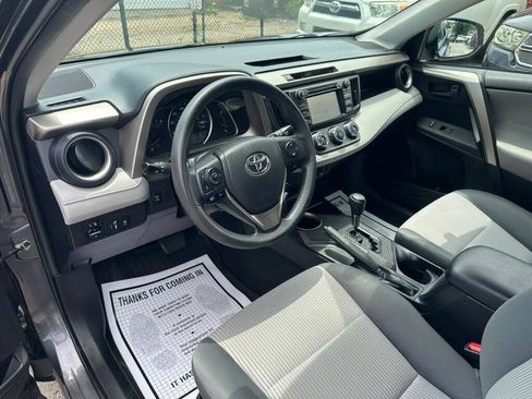Used 2015 Toyota RAV4 LE AWD/4WD image 11