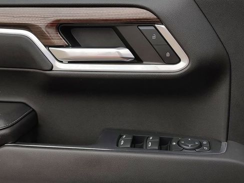 Used 2022 Chevrolet Silverado 1500 LT w/ LPO, Dark Essentials Package image 23