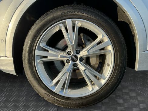 Used 2022 Audi Q8 Premium Plus w/ Premium Plus Package image 14