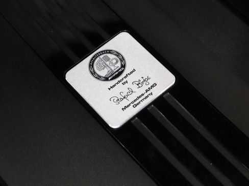 Used 2022 Mercedes-Benz SL 63 AMG 4MATIC image 32