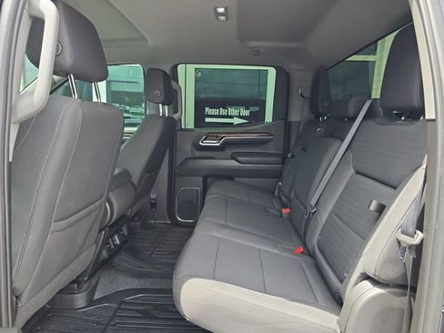 Certified 2022 GMC Sierra 1500 Elevation w/ LPO, Elevation Black Package RWD image 12