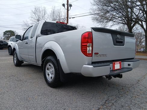 Used 2019 Nissan Frontier S image 9