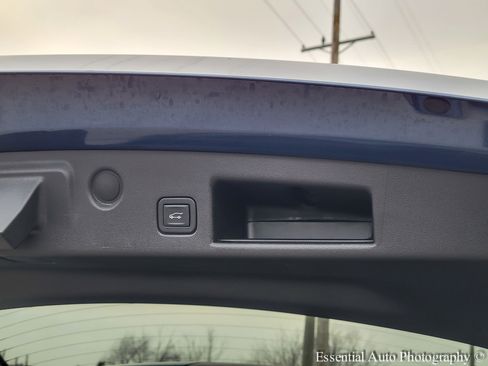 Used 2024 Chevrolet Equinox LT w/ LPO, Floor Liner Package image 25