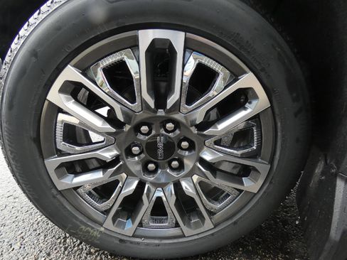 New 2026 GMC Sierra 1500 Denali Ultimate image 8