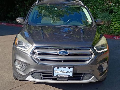 Used 2017 Ford Escape Titanium w/ Equipment Group 301A AWD/4WD image 12