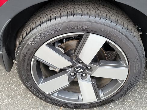 Certified 2025 Hyundai Santa Fe Limited AWD/4WD image 25