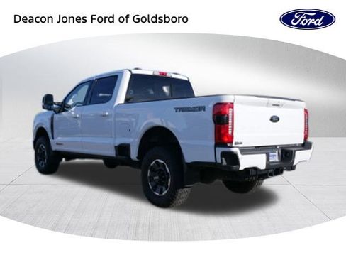 Used 2023 Ford F250 Lariat w/ Tremor Off-Road Package image 6