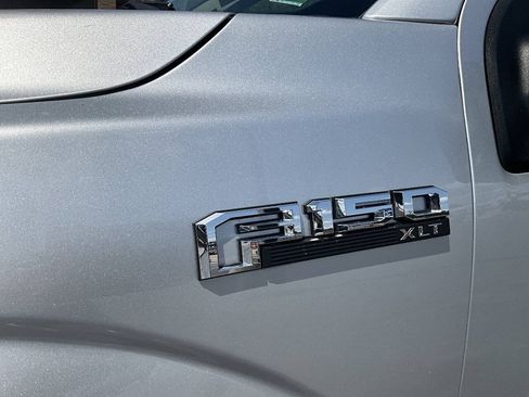 Used 2016 Ford F150 XLT w/ Equipment Group 302A Luxury AWD/4WD image 33