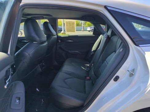 Used 2021 Toyota Avalon Limited w/ Advanced Safety Package FWD image 26