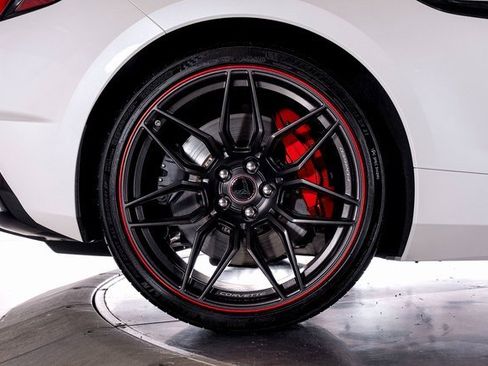 Used 2023 Chevrolet Corvette Z06 image 15