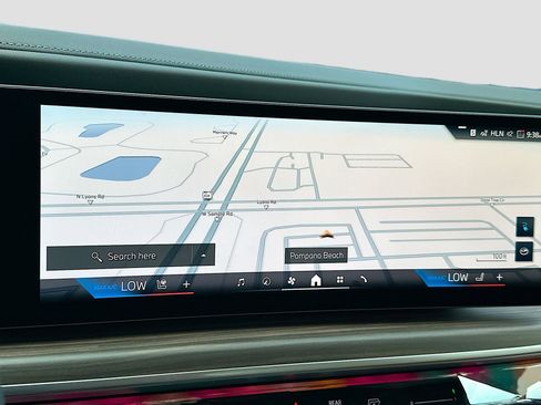 New 2025 BMW i7 xDrive60 image 13