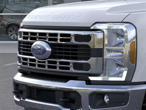 New 2025 Ford F350 XL w/ XL Chrome Package image 17