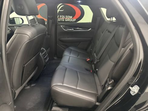 Used 2022 Cadillac XT5 Premium Luxury FWD image 12