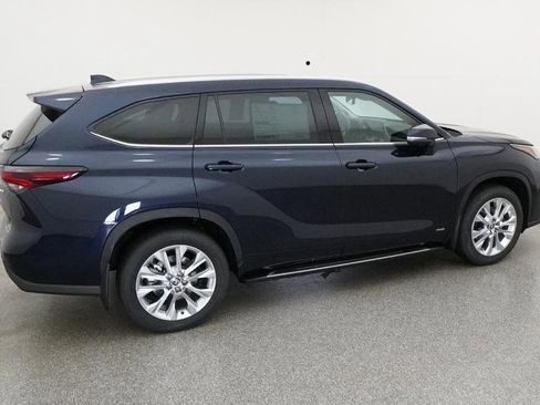 New 2026 Toyota Highlander Limited image 76