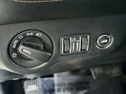 Used 2020 Dodge Challenger R/T Scat Pack RWD image 21