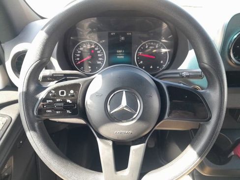 Used 2024 Mercedes-Benz Sprinter 144 Cargo image 5