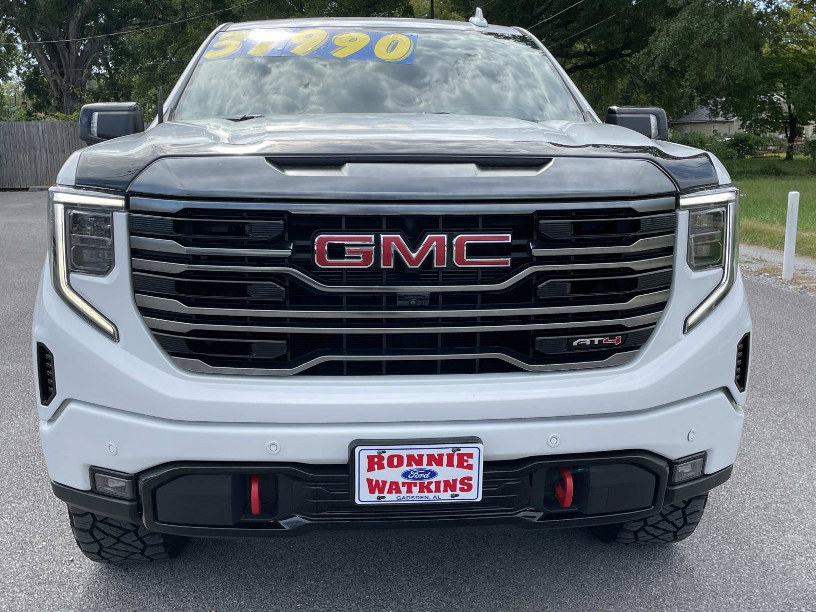 Used 2023 GMC Sierra 1500 AT4 w/ AT4 Premium Package AWD/4WD image 18