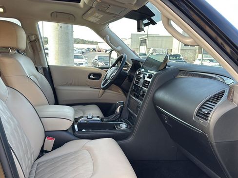 Used 2022 Nissan Armada Platinum image 10