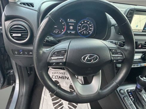 Used 2021 Hyundai Kona Ultimate w/ Cargo Package FWD image 11
