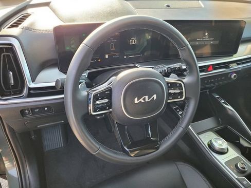 Used 2025 Kia Sorento EX AWD/4WD image 22