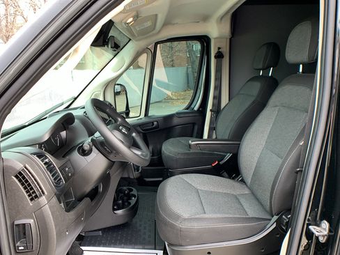 Used 2022 RAM ProMaster 2500 image 12