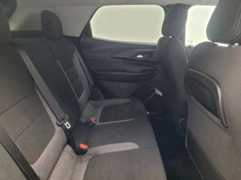 Used 2025 Chevrolet TrailBlazer LT AWD/4WD image 19
