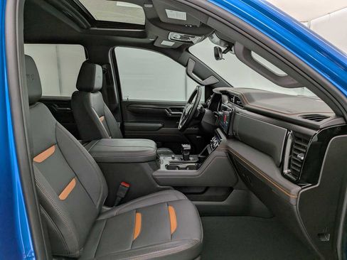 Used 2024 GMC Sierra 1500 AT4 w/ Technology Package image 24