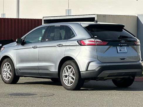 Used 2023 Ford Edge SEL image 6