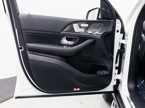 Used 2025 Mercedes-Benz GLE 63 AMG S image 5