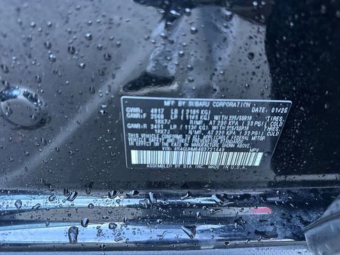 Certified 2025 Subaru Crosstrek 2.5i Limited w/ Crosstrek Mirror Package image 20