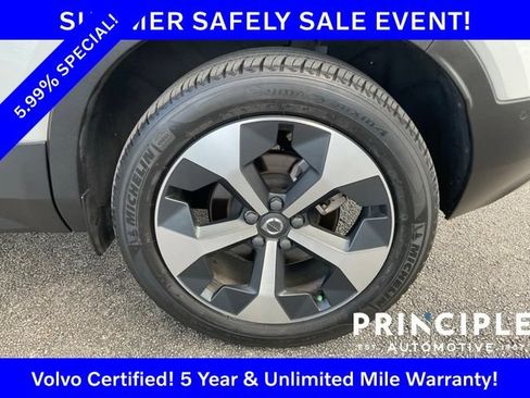 Certified 2023 Volvo XC40 B5 Plus w/ Protection Package Premier AWD/4WD image 13