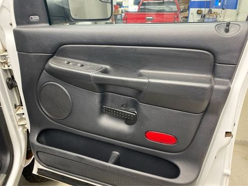 Used 2003 Dodge Ram 2500 Truck SLT AWD/4WD image 21